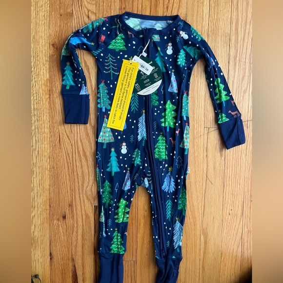New Little Sleepies Christmas Trees Merry Bright Zippy 6-12 months pajamas - Picture 1 of 2